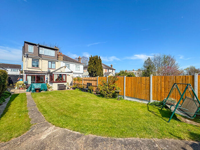 4 Bedroom Semi Detached House For Sale In St Mary's Lane, Upminster, RM14