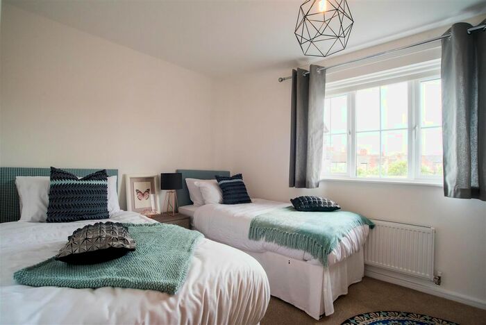 2 Bedroom Semi-Detached House To Rent In Cromwell Road, Ellesmere Port, CH65