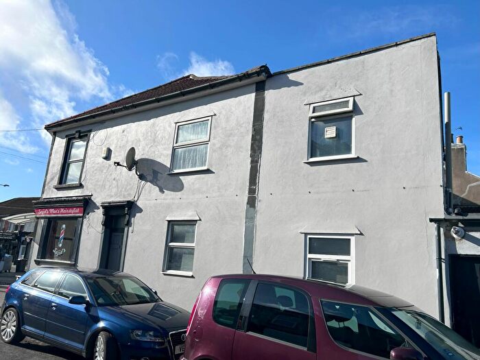 5 Bedroom Terraced House To Rent In High Street, Easton, Bristol, BS5