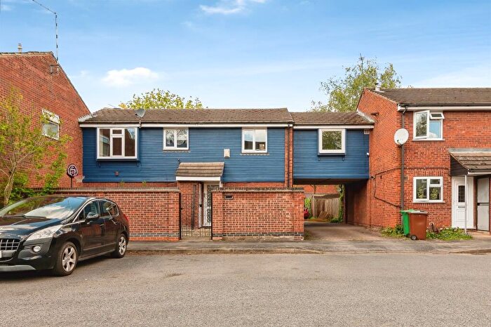2 Bedroom House For Sale In Ferngill Close, Nottingham, NG2