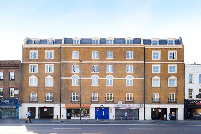 1 Bedroom Flat To Rent In Mile End Road, Stepney, London, E1