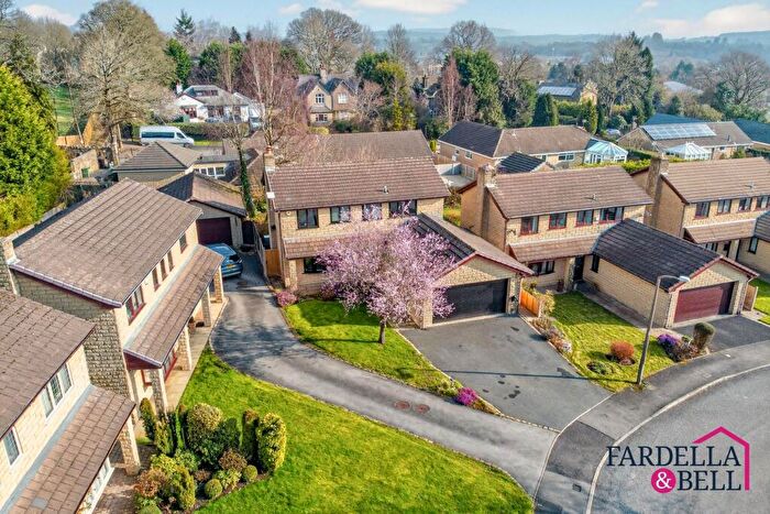 4 Bedroom Detached House For Sale In Applegarth, Barrowford, BB9