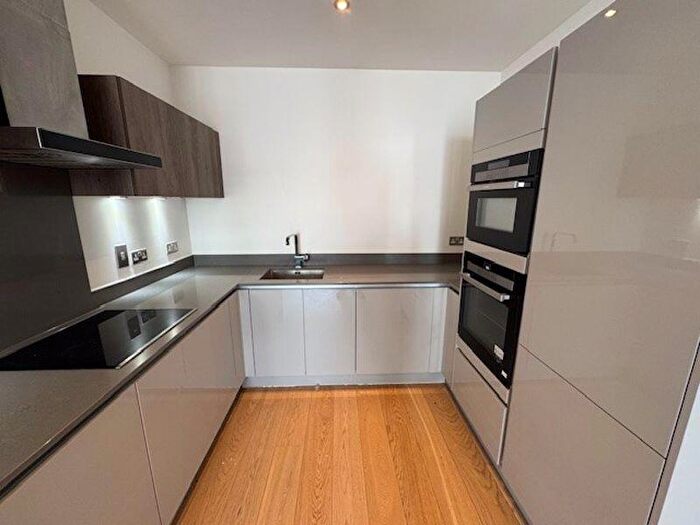 1 Bedroom Flat To Rent In Sequoia House, Quebec Way, SE16
