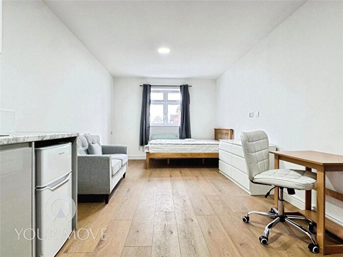 1 Bedroom Property To Rent In St. Albans Road, Dartford, Kent, DA1