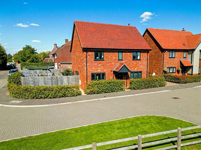 4 Bedroom Detached House For Sale In Stag Row, Shabbington, HP18
