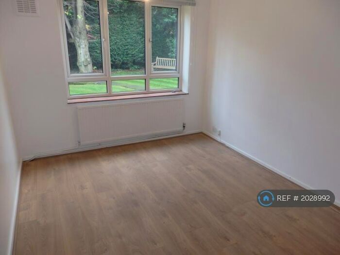 1 Bedroom Flat To Rent In Crescent Court, London, N8