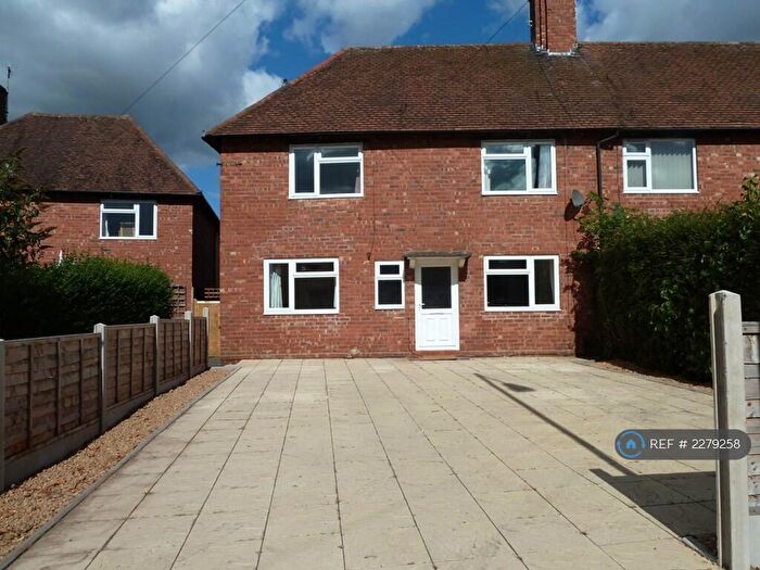 5 Bedroom Semi-Detached House To Rent In Leicester Street, Leamington Spa, CV32