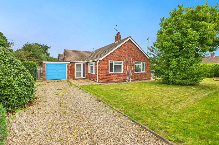 3 Bedroom Detached Bungalow For Sale In Briar Close, Lingwood, Norwich, NR13