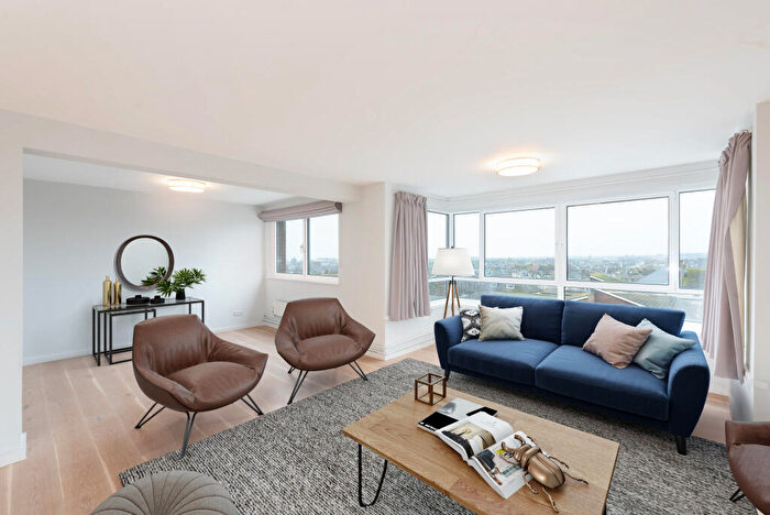 2 Bedroom Apartment To Rent In Eaton Manor, The Drive, East Sussex, BN3