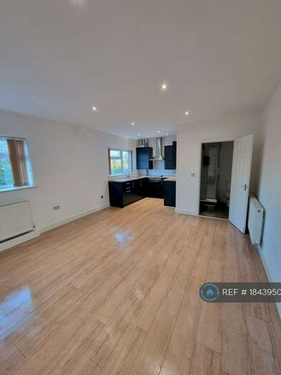 1 Bedroom Flat To Rent In Coronation House, Rotherham, S66