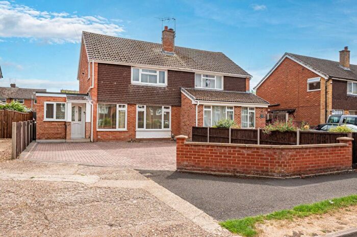3 Bedroom Semi-Detached House For Sale In Madrid Road, Andover, SP10