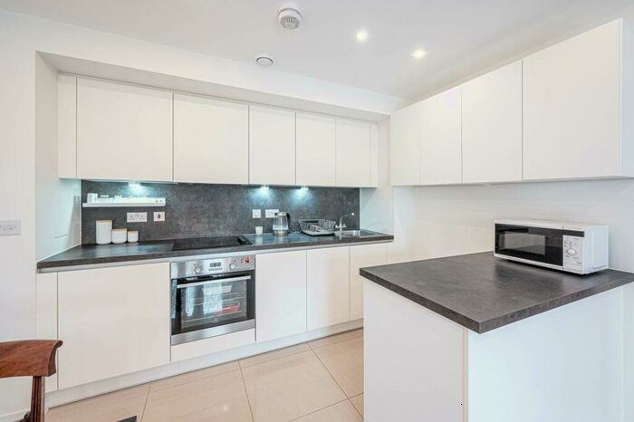 1 Bedroom Flat To Rent In Shearwater Drive, Hendon, London, NW9