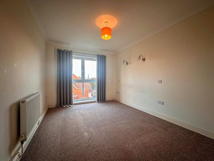 2 Bedroom Apartment To Rent In Harpham Close, Scunthorpe, DN16