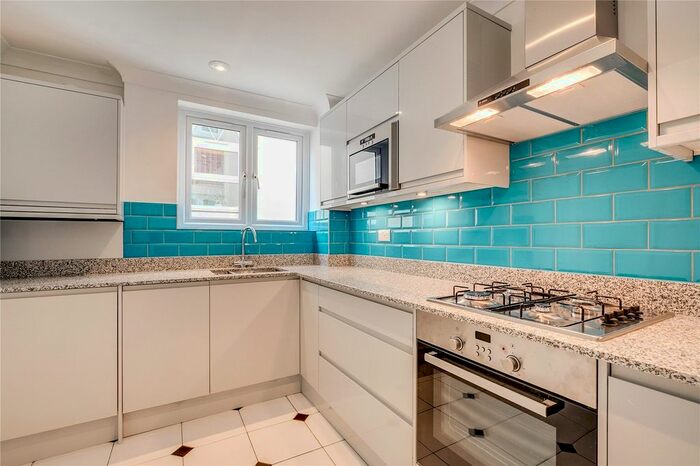 2 Bedroom Flat To Rent In Nicholas Court, Corney Reach Way, London W4