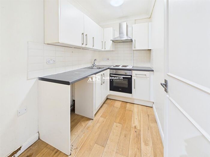 1 Bedroom Flat To Rent In Lodge Close, Edgware, HA8