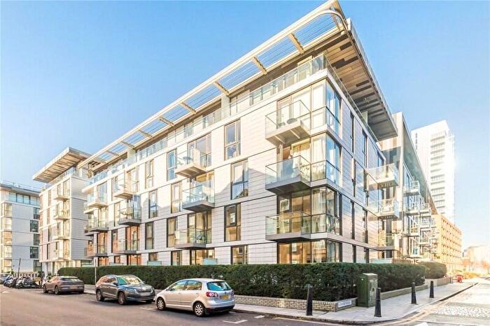 1 Bedroom Flat To Rent In Times Square, Aldgate, London, Greater London., E1