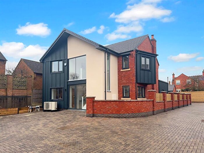 4 Bedroom Detached House For Sale In Bosworth Close, Broughton Astley., LE9