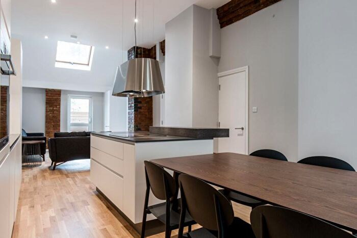 2 Bedroom Flat To Rent In B Cotton Lofts -A Shacklewell Lane, E8