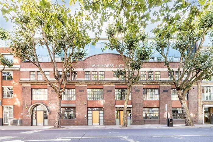 2 Bedroom Flat To Rent In Tower Bridge Road, Tower Bridge, SE1