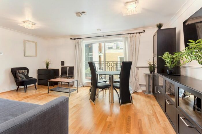 2 Bedroom Flat To Rent In High Timber Street, London, EC4V