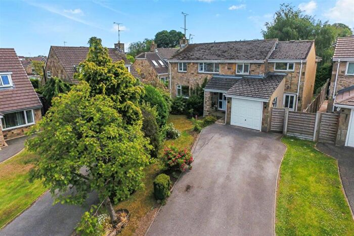 4 Bedroom Detached House To Rent In Ash Hill Drive, Shadwell, Leeds, LS17