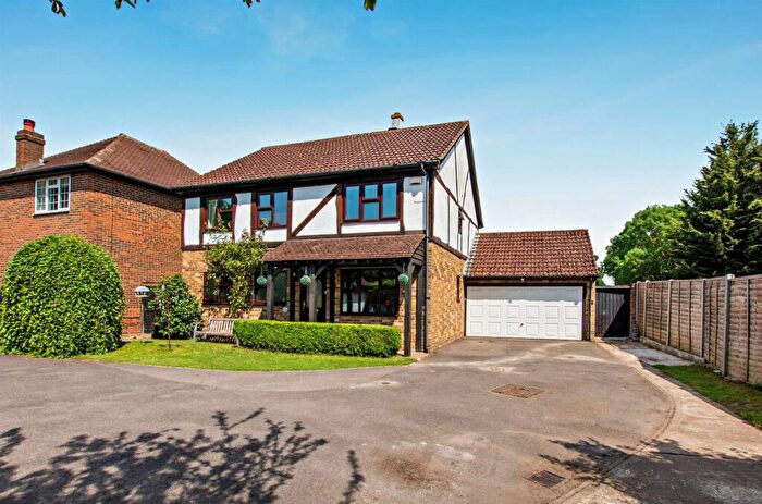 4 Bedroom Detached House For Sale In Wheatfields, Weavering, Maidstone, ME14