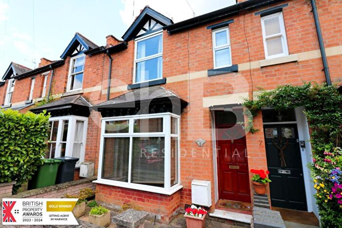 2 Bedroom House To Rent In Woodcote Road, Warwick, CV34