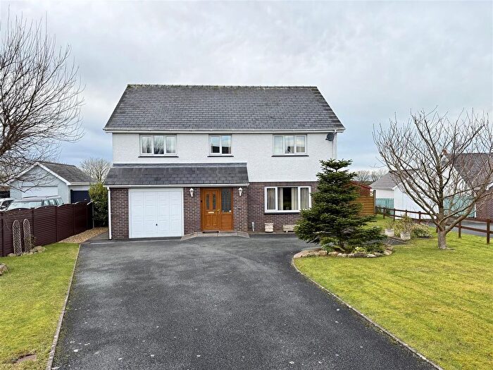 4 Bedroom Detached House For Sale In Bryn Hyfryd, Pennant, Llanon, SY23