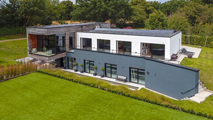 5 Bedroom Detached House To Rent In Hitcham Lane, Taplow, Maidenhead, SL6