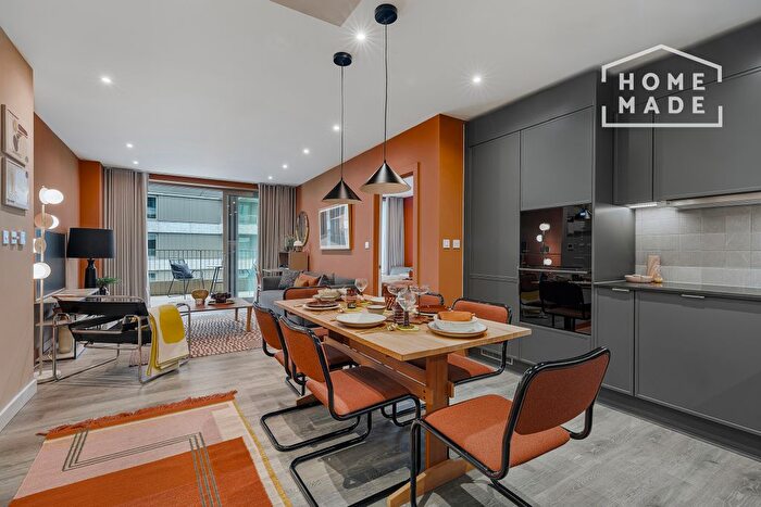 1 Bedroom Flat To Rent In Coppermaker Square, Aarons Building, E20