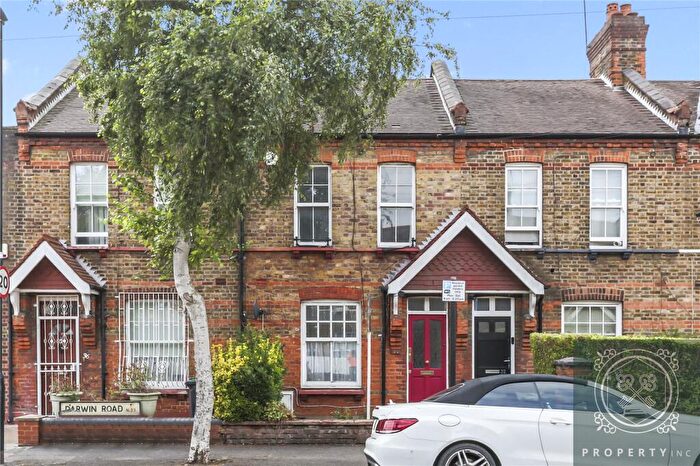2 Bedroom Terraced House For Sale In Darwin Road, Wood Green, London, N22