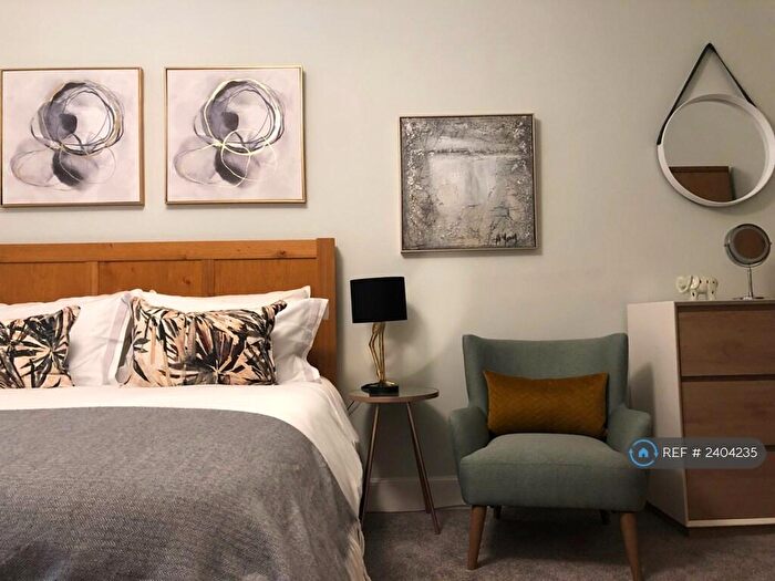 1 Bedroom Flat To Rent In Ritchie Place, Edinburgh, EH11