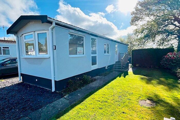 2 Bedroom Park Home For Sale In Two Bed Homeseeker Langdale Plus, The Compasses Park, Alfold, Cranleigh, Surrey, GU6