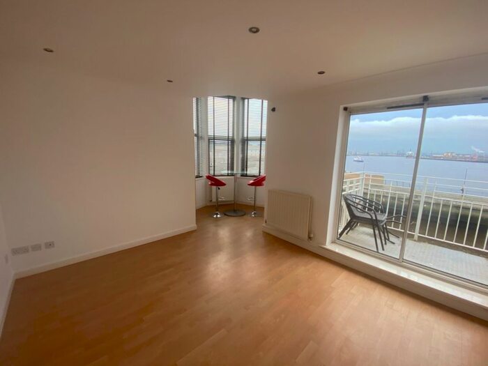 2 Bedroom Flat To Rent In Long Row, South Shields, NE33
