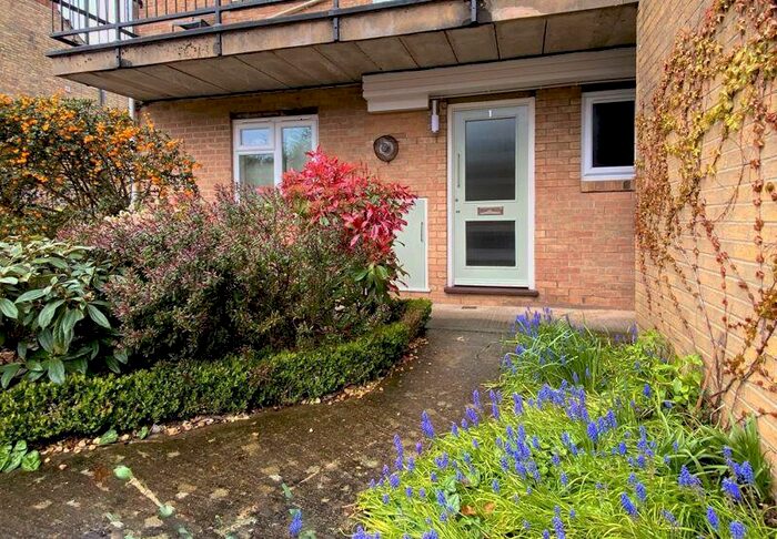 2 Bedroom Ground Maisonette To Rent In Marlborough Road, Oxford, OX1