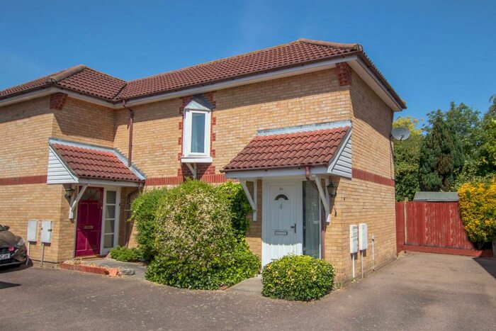 2 Bedroom End Of Terrace House To Rent In The Meadows, Thorley Park, Bishops Stortford, Herts, CM23