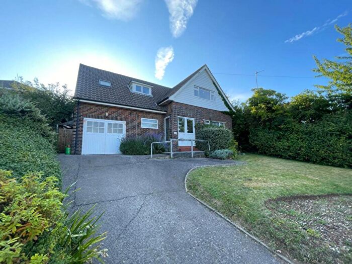 5 Bedroom House To Rent In Hill Brow, Hove, East Sussex, BN3