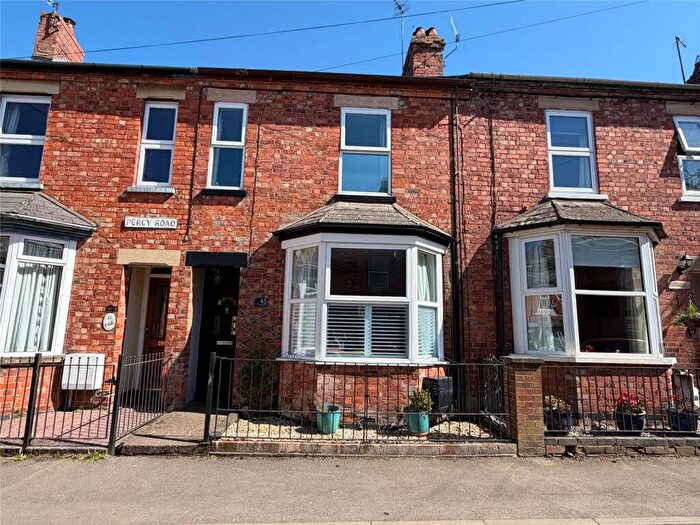 3 Bedroom Terraced House For Sale In Percy Road, Woodford Halse, Northamptonshire, NN11