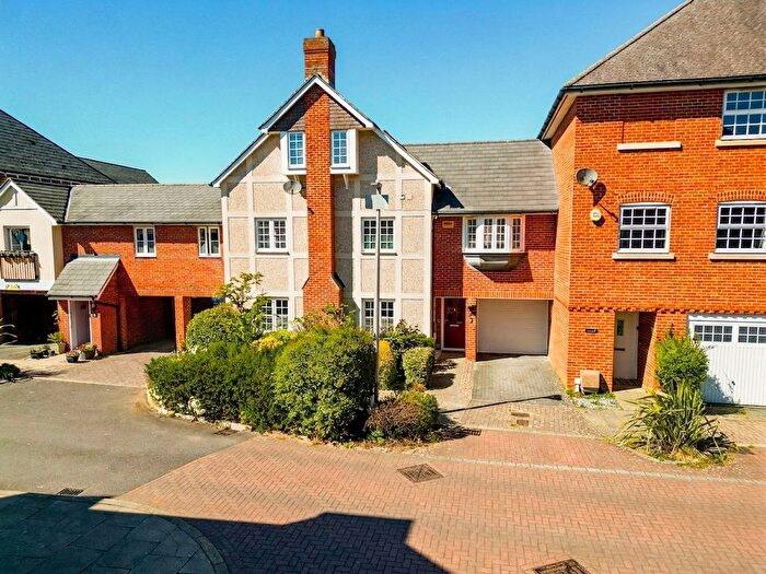 5 Bedroom Property For Sale In Whittingham Avenue, Wendover, HP22