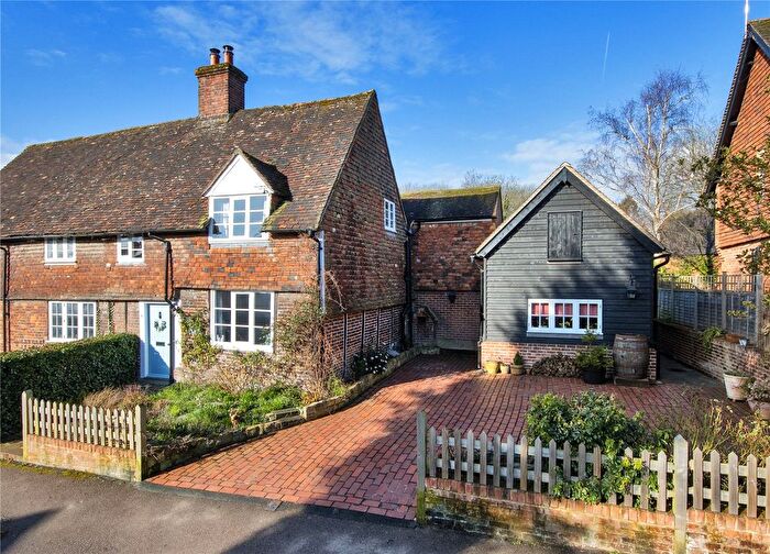 3 Bedroom Semi-Detached House For Sale In St. Ediths Road, Kemsing, Sevenoaks, Kent, TN15