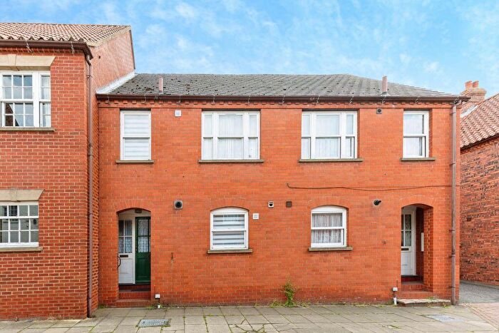 3 Bedroom Terraced House For Sale In Kidgate, Louth, LN11
