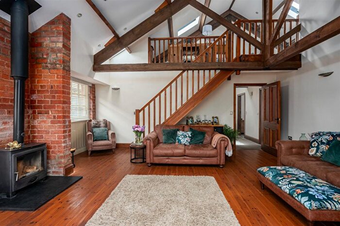 3 Bedroom Detached Bungalow For Sale In Enholmes Lane, Patrington, Hull, HU12