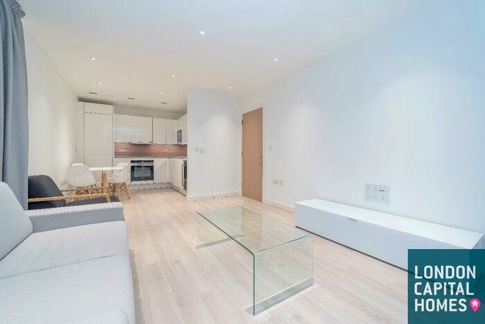 1 Bedroom Apartment To Rent In Hartwood Court Devan Grove London, N4