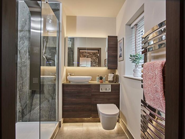 4 Bedroom Detached House For Sale In Thornwood Park, Thornwood, Epping, CM16