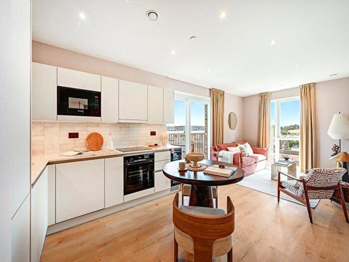 1 Bedroom Apartment To Rent In The Draper, Caversham Rd, NW9