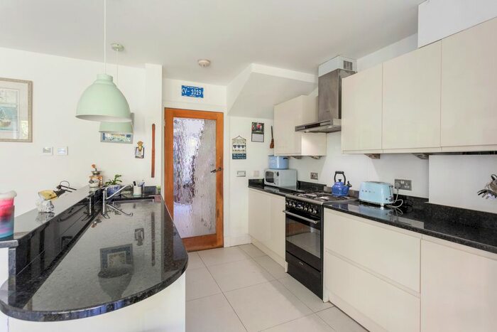 3 Bedroom Terraced House For Sale In Darnell Road, Trinity, EH5