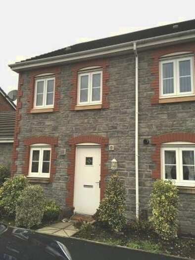 2 Bedroom Property To Rent In Heol Gruffydd, Rhydyfelin, Pontypridd, CF37