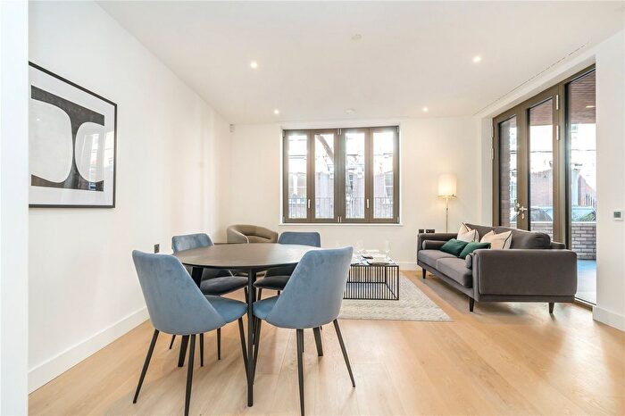 2 Bedroom Flat To Rent In Cosway Street, London, NW1