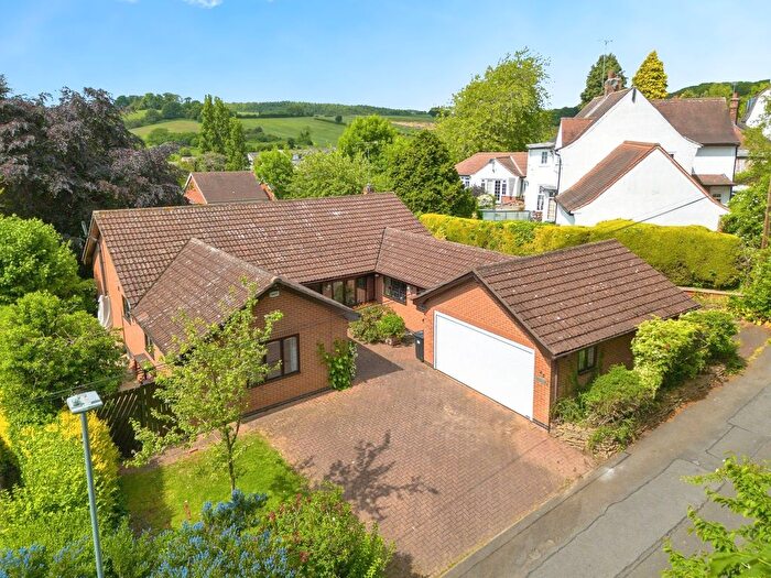 3 Bedroom Bungalow For Sale In Wood Lane, Gedling, Nottingham, Nottinghamshire, NG4