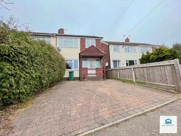 3 Bedroom Semi-Detached House To Rent In Dominion Road, Glenfield, LE3